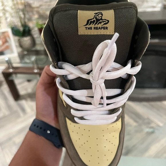 WL Reaper “Chainsaw” dunks